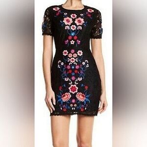 Romeo + Juliet couture embroidered lace overlay black short sleeve mini dress S